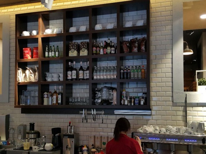 Барная стойка "Coffee & Breakfast" Барная стойка "Coffee & Breakfast"