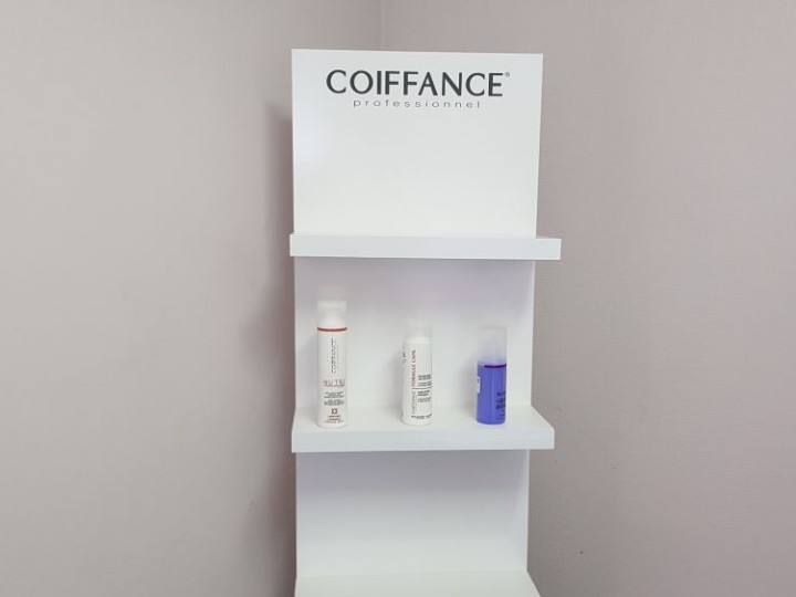 Витрина "Coiffance professionnel" Витрина "Coiffance professionnel"